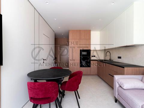 квартира за адресою Регенераторна вул., 4 к17