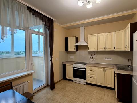 квартира за адресою Сім'ї Кульженків вул. (Петра Дегтяренка), 31-Б
