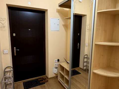 квартира за адресою Сім'ї Кульженків вул. (Петра Дегтяренка), 31-Б
