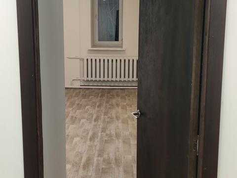 комерційна за адресою Ярославів Вал вул., 16