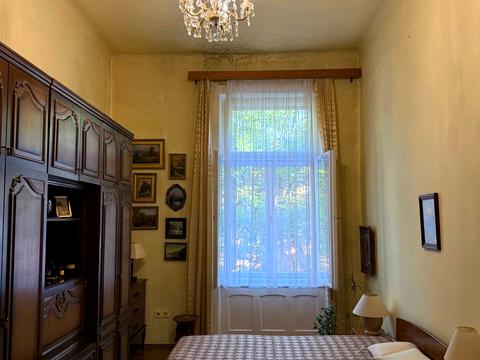 квартира по адресу Академика Богомольца ул., 8