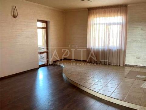 коммерческая по адресу Григорія Гуляницького ул., 32А