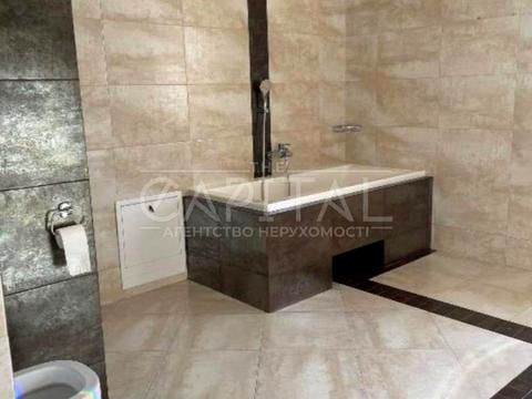 коммерческая по адресу Григорія Гуляницького ул., 32А
