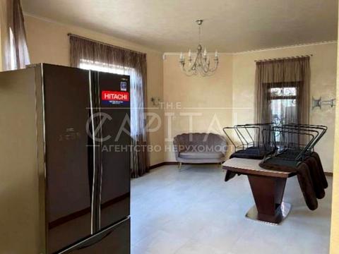 коммерческая по адресу Григорія Гуляницького ул., 32А