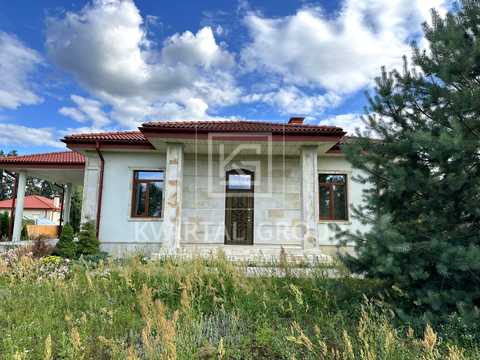 будинок за адресою Пилипа Орлика вул., 8