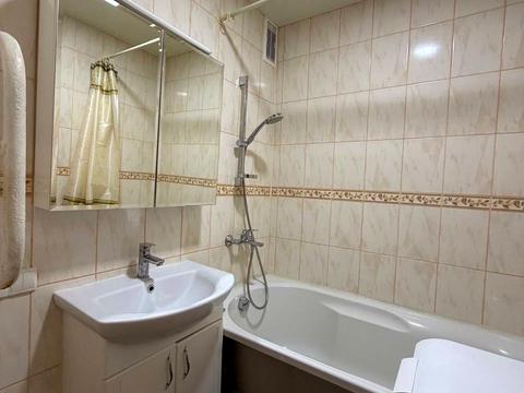 квартира за адресою Андрія Мельника вул., 4