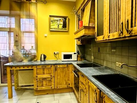 квартира по адресу Левка Лук'яненка ул. (Василия Жуковского), 21