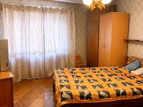квартира за адресою Героїв 128-ї Бригади вул. (8 Березня), 20