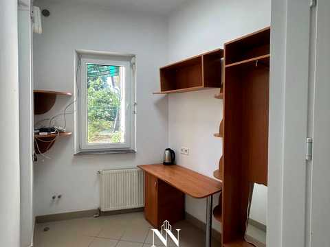 коммерческая по адресу Максима Кривоноса ул., 17