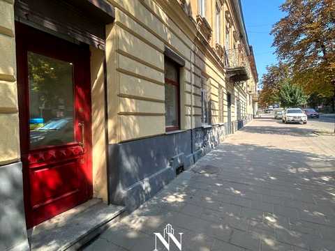коммерческая по адресу Максима Кривоноса ул., 17