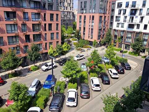 квартира за адресою Салютна вул., 2к19