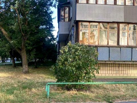 коммерческая по адресу Павла Тычины просп., 11