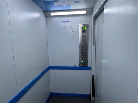 квартира за адресою Червоної Калини просп. (Володимира Маяковського), 12-Б