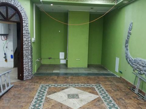 коммерческая по адресу Миколы Бажана просп., 14