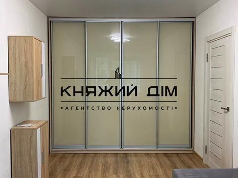 квартира по адресу Голосеевский просп. (40-летия Октября), 94/1