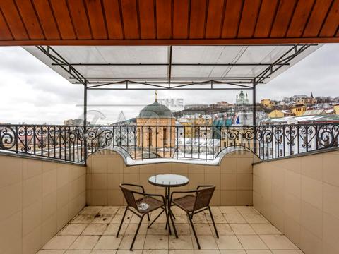 квартира по адресу Константиновская ул., 1