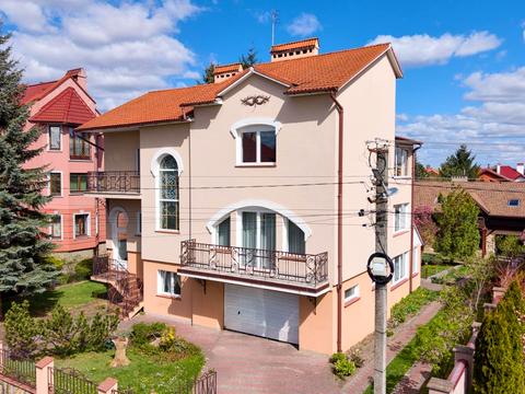 дом по адресу Красной Калины ул.