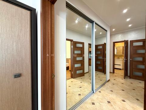 квартира за адресою Дмитра Коцюбайла вул., 3
