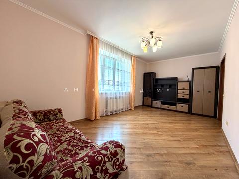 квартира за адресою Дмитра Коцюбайла вул., 3