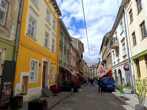 коммерческая по адресу Староеврейская ул., 22