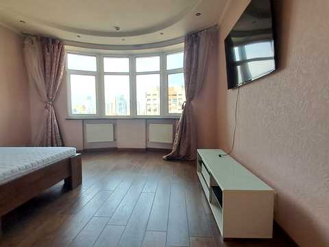 квартира за адресою Старонаводницька вул., 6-Б