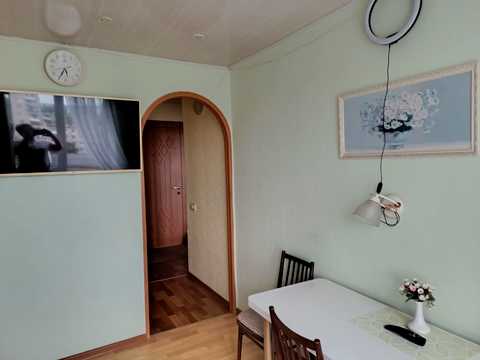 квартира за адресою Космонавтів вул., 4