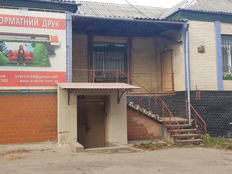 комерційна за адресою Заводська вул., 163