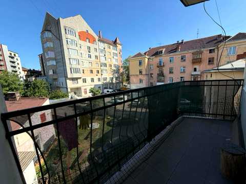 квартира за адресою Богдана Лепкого вул., 6-А