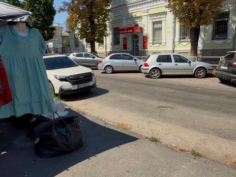 коммерческая по адресу Вячеслава Черновола ул., 23