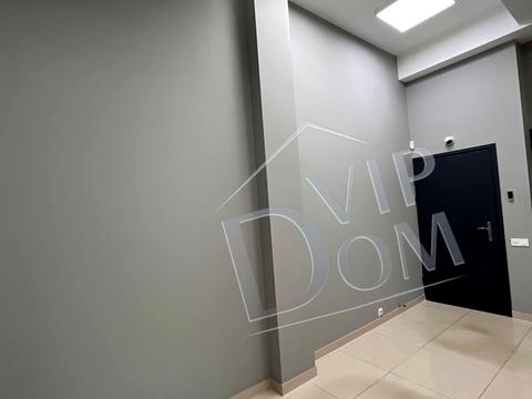 комерційна за адресою Старопортофранківська вул. (Комсомольська), 71