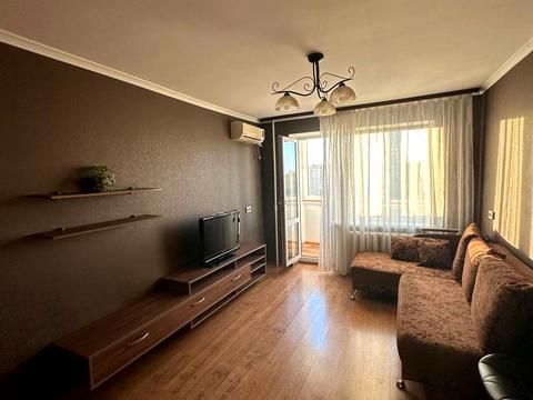 квартира за адресою Набережна Перемоги вул., 130