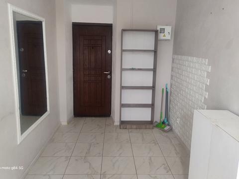 комерційна за адресою Келецька вул., 52