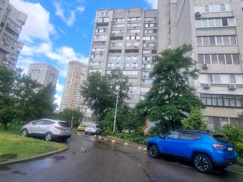 квартира по адресу Драгоманова ул., 31-В
