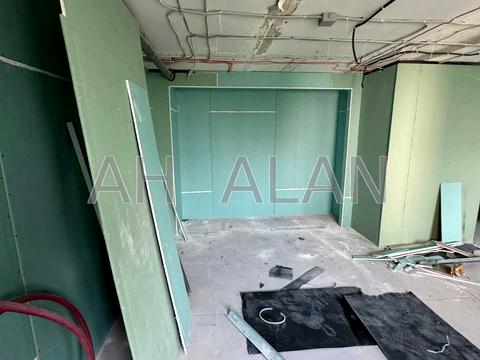 комерційна за адресою Голосіївська вул., 7