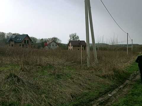 ділянка за адресою Володимира Великого, 37