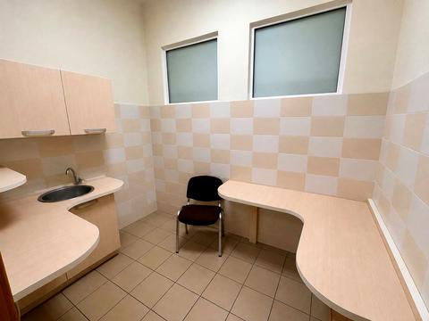 комерційна за адресою Деревообробна вул., 3В