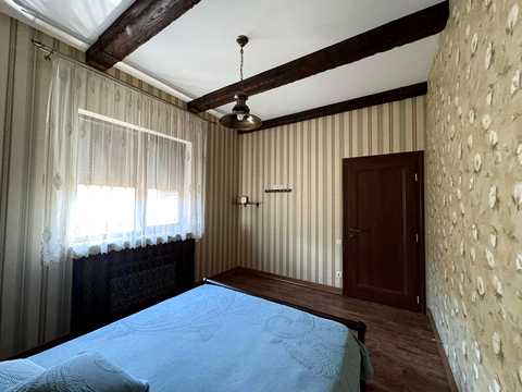 будинок за адресою Центральна вул.
