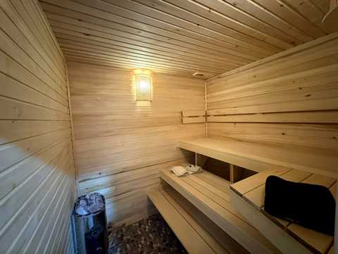 будинок за адресою Центральна вул.