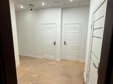 комерційна за адресою Дніпро, Мечникова вул., 10Б