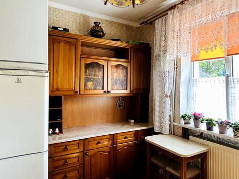 квартира за адресою Митрополита Андрея Шептицького вул., 33
