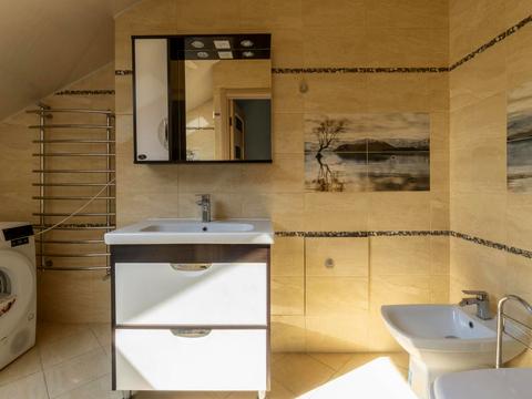 квартира по адресу Червоной Калины просп., 8