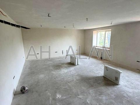 комерційна за адресою Голосіївська вул., 7