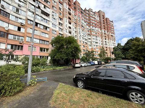 квартира за адресою Миколи Закревського вул., 11