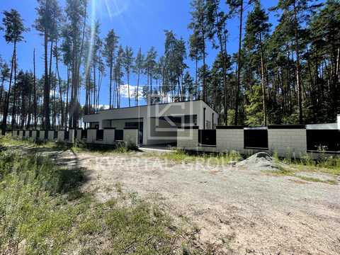 будинок за адресою соснова, 101