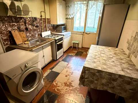 квартира за адресою Небесної Сотні просп. (Маршала Жукова), 85