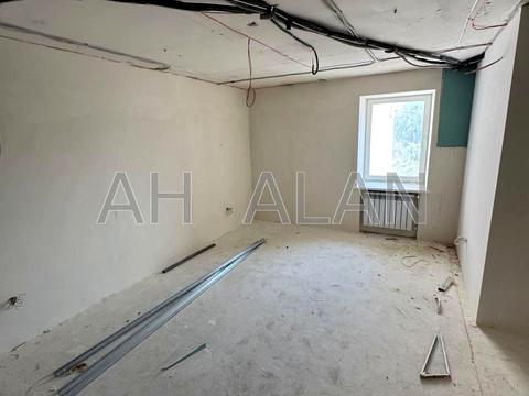 комерційна за адресою Голосіївська вул., 7