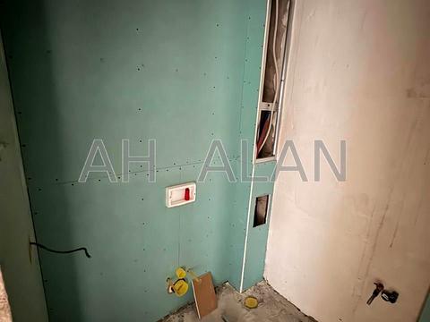 комерційна за адресою Голосіївська вул., 7