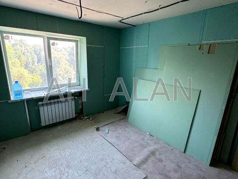 комерційна за адресою Голосіївська вул., 7