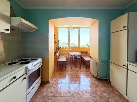 квартира за адресою Миколи Садовського вул., 12