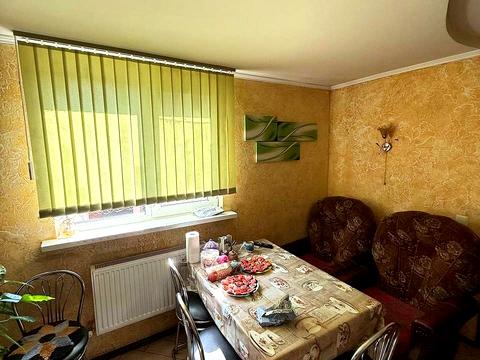 будинок за адресою Космічна вул.